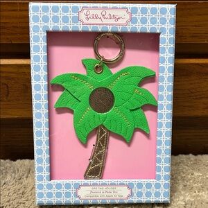 Lilly Pulitzer Green Palm Tree AirTag Holder